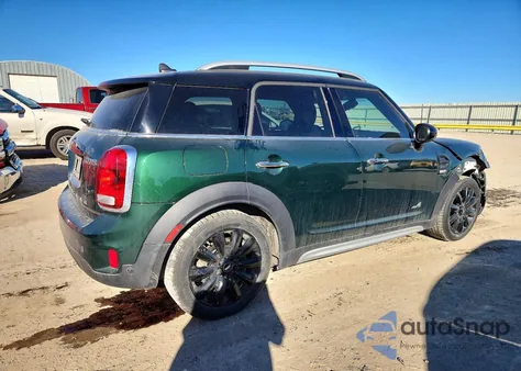 2017 Mini Cooper Countryman All4 z USA, uszkodzony, nr VIN WMZYV5C33H3E02647